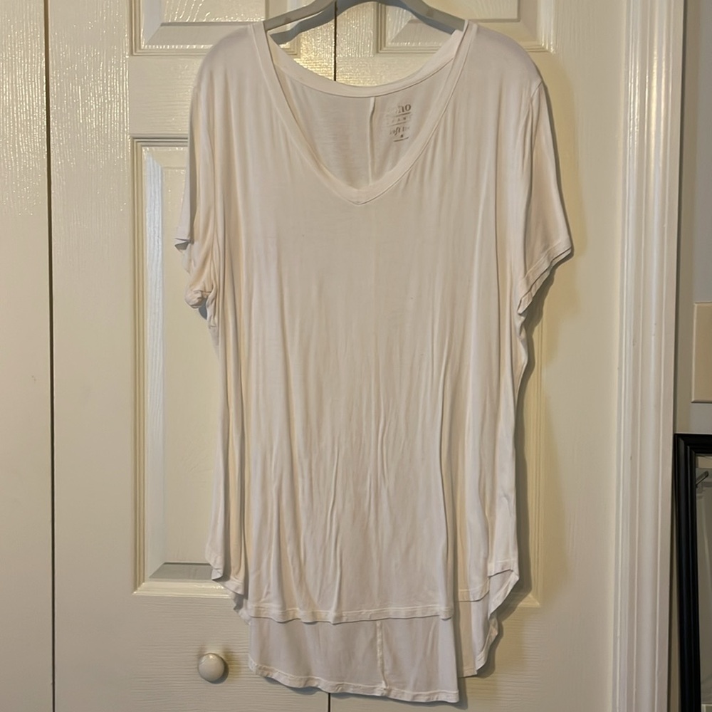 New York & Company SOHO Jeans V-Neck Tee